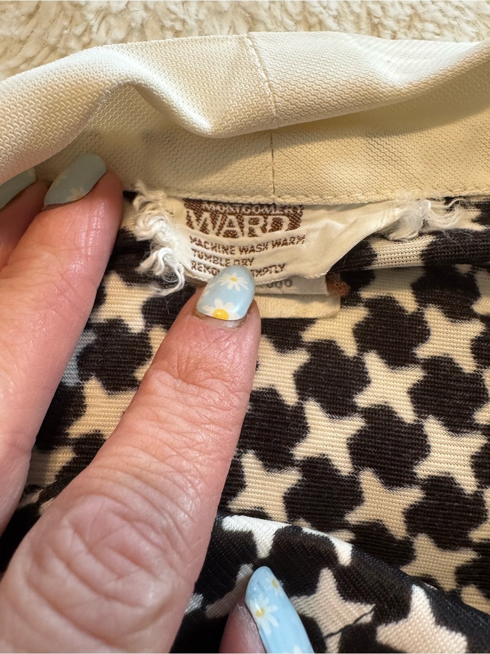 VTG 70s Montgomery Ward Triacetate Op Art Pussybow Blouse Secretary M siren - Picture 6 of 7